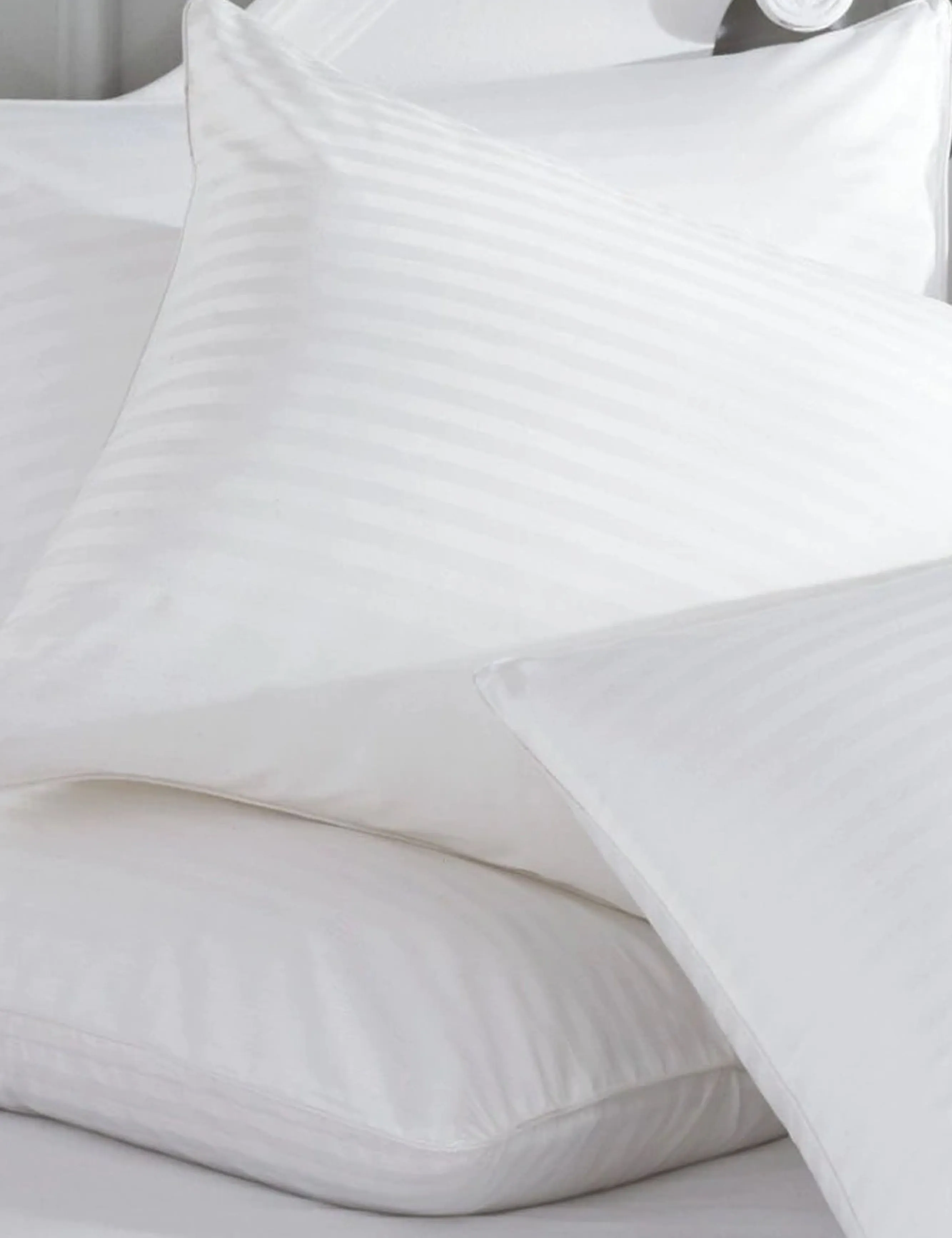 250 TC 1cm Stripped Sateen Pillow Case